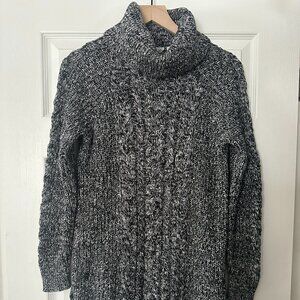 Gap Maternity Black and White Cable Knit Turtleneck Sweater